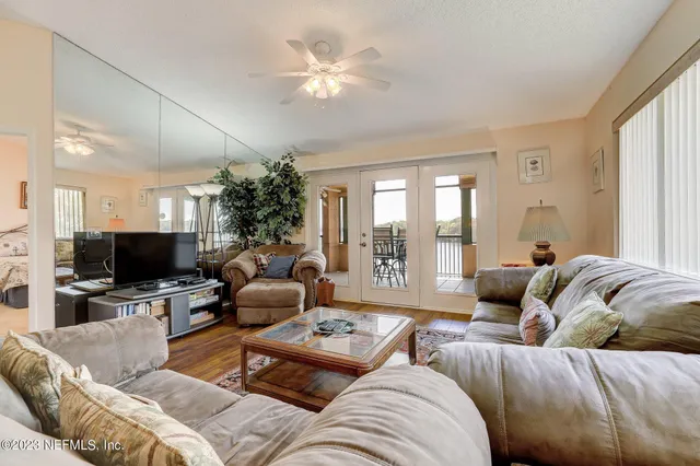 $449,500 | 99 Broad River Place, Unit 1301, Welaka, FL 32193