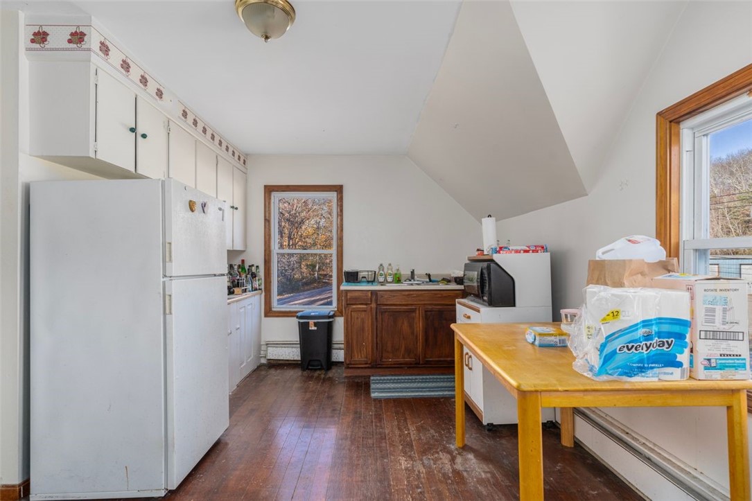 81 Old Hopkinton Road Westerly, RI 02891 - Photo 18 of 34