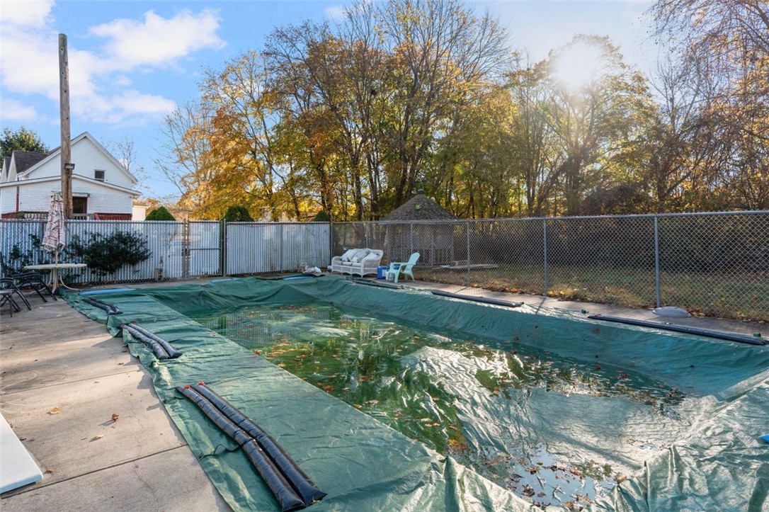 81 Old Hopkinton Road Westerly, RI 02891 - Photo 30 of 34 In-ground pool