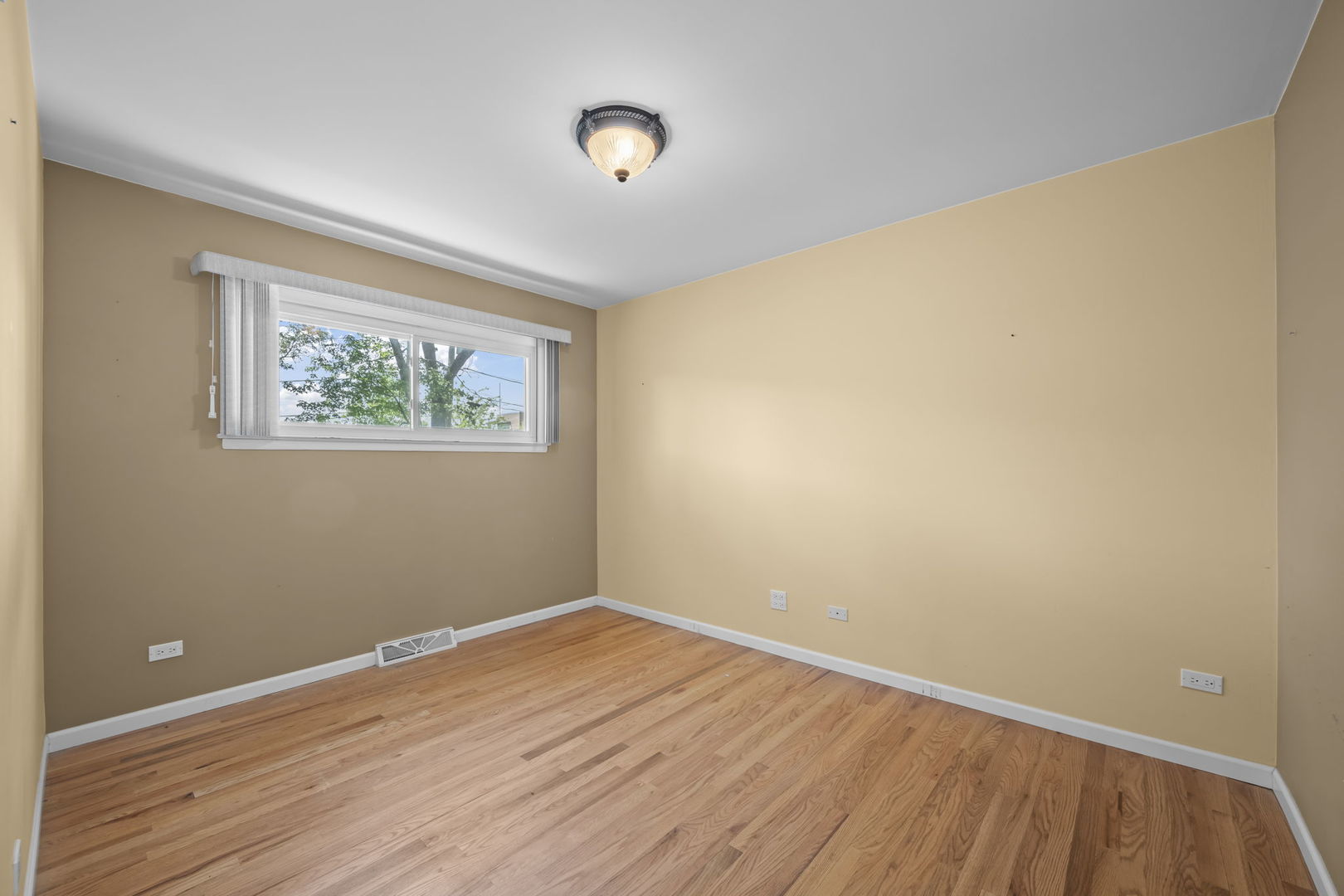 1101 Anthony Road Wheeling, IL 60090 - Photo 16 of 28