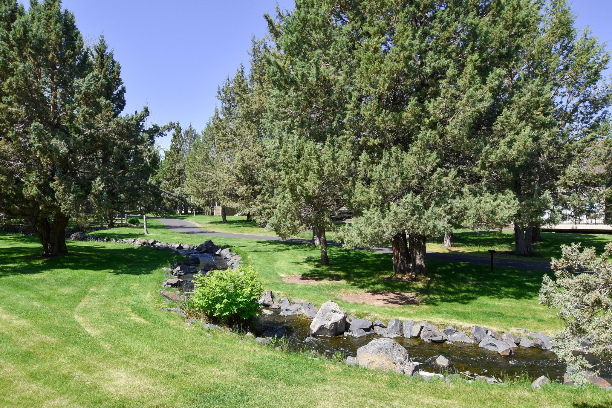 1342 Highland View Loop Redmond, OR 97756 - Photo 32 of 35 #28