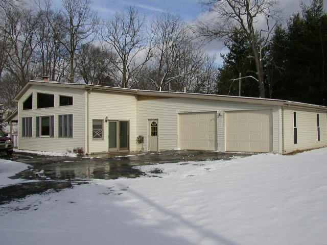 5101 Seymour Road Jackson, MI 49201 - Photo 1 of 10 Photo 1