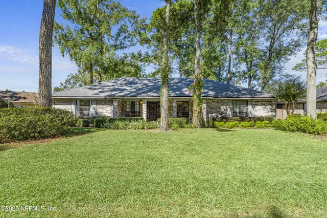 $430,000 | 531 Los Palmas Drive, Fleming Island, FL 32003
