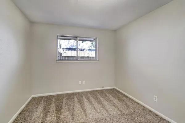 $1,750 | 2403 Tinechester Drive, Humble, TX 77339