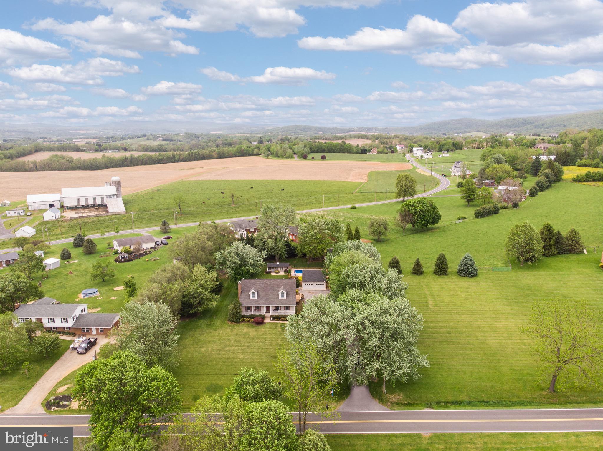 3926 Valley View Road Middletown, MD 21769 - Photo 3 of 73 This!