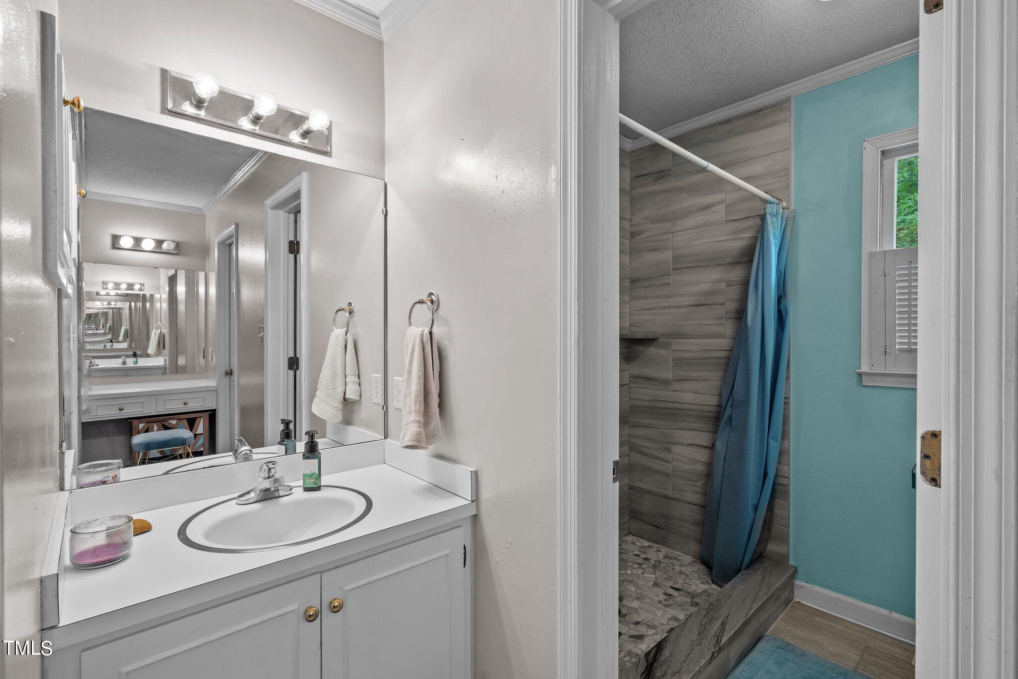 1707 Wendover Road Henderson, NC 27536 - Photo 7 of 43 4-web-or-mls-_NFP0384