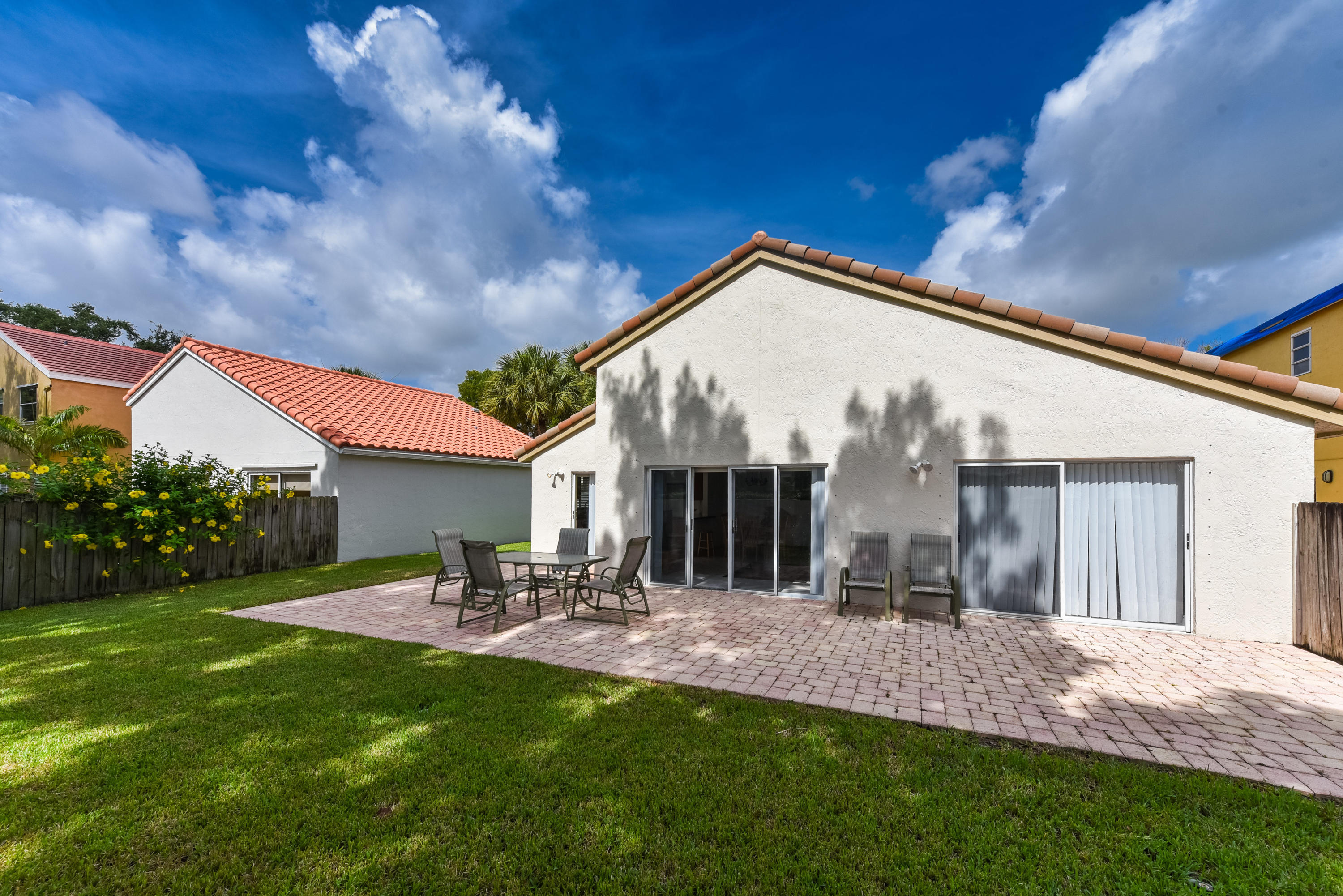 22384 Overture Circle Boca Raton, FL 33428 - Photo 19 of 31 22384 Overture Cir Boca Raton-print-007-