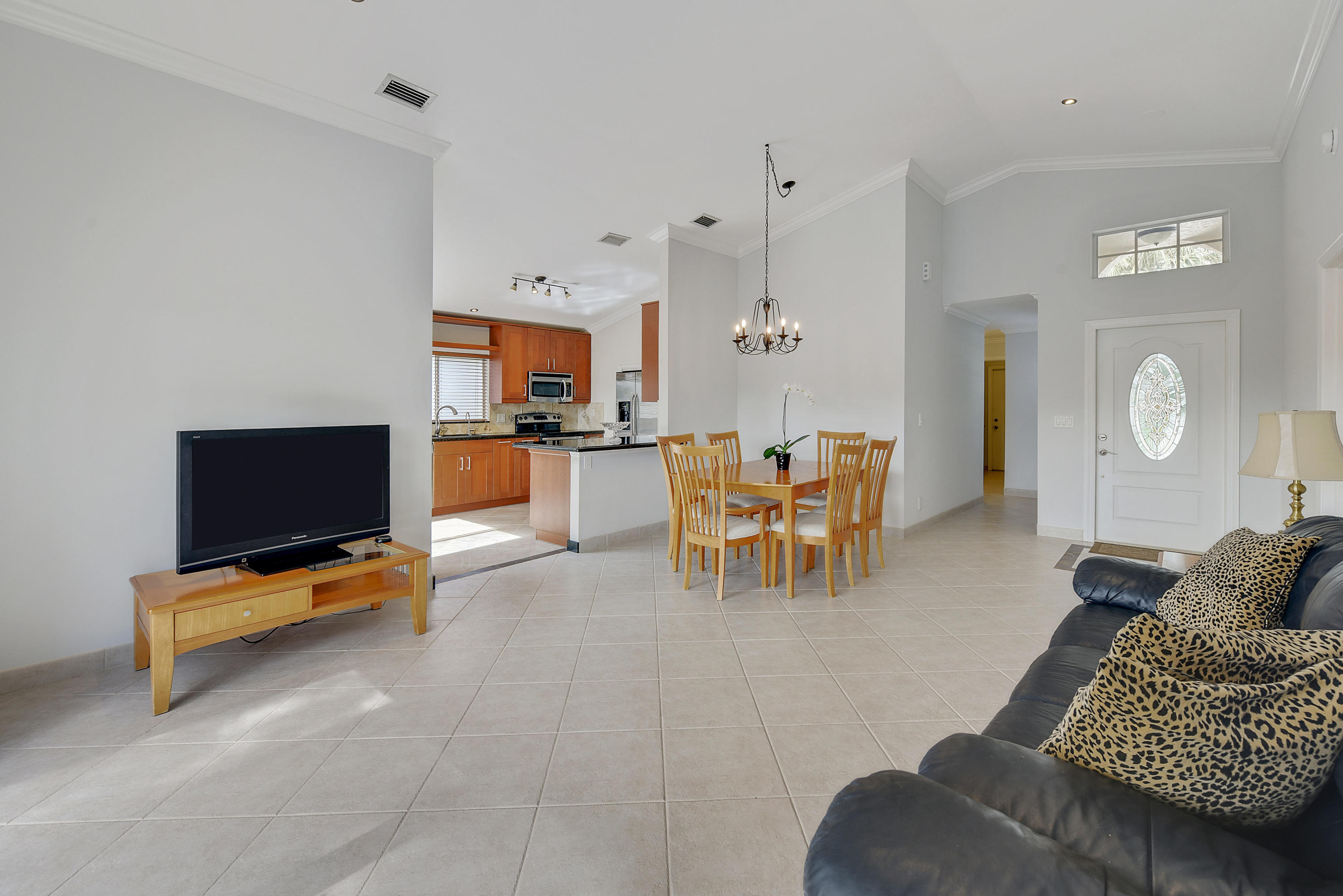 22384 Overture Circle Boca Raton, FL 33428 - Photo 4 of 31 22384 Overture Cir Boca Raton-print-021-