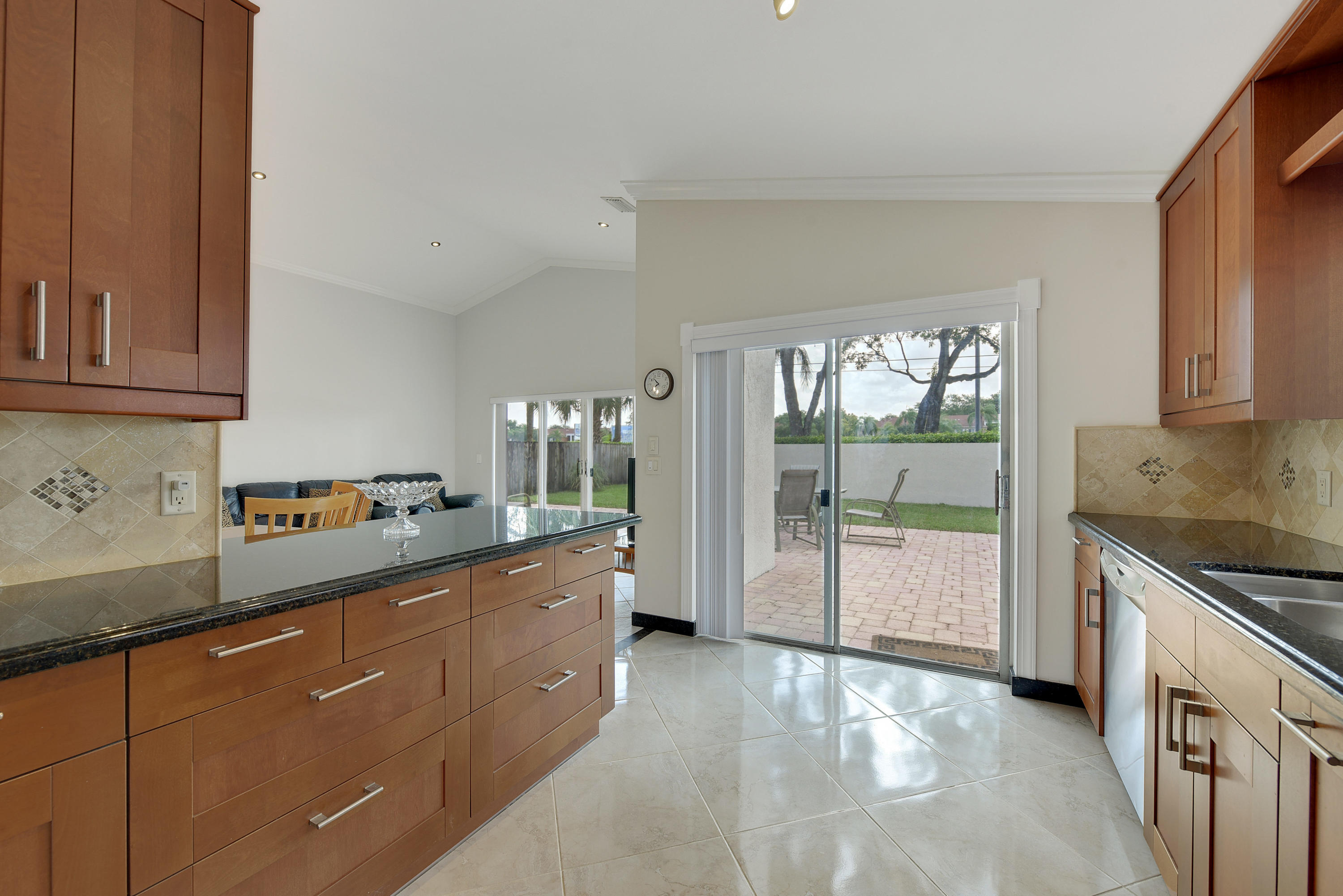 22384 Overture Circle Boca Raton, FL 33428 - Photo 9 of 31 22384 Overture Cir Boca Raton-print-024-