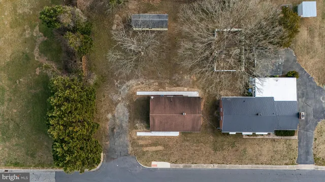 a view of a pathway of a building