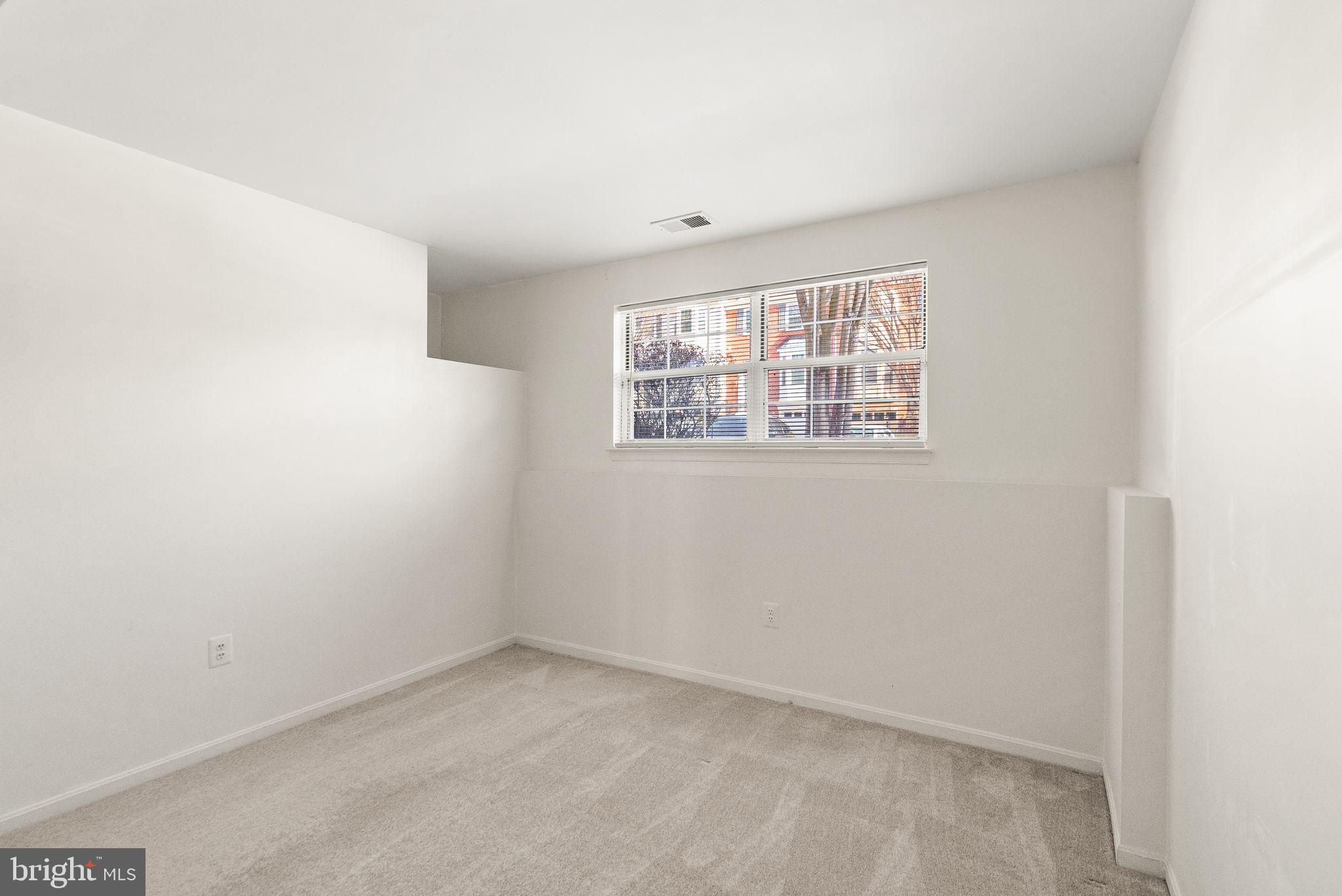 47621 Comer Square Sterling, VA 20165 - Photo 64 of 81 FULL BEDROOM W/NEWER CARPET