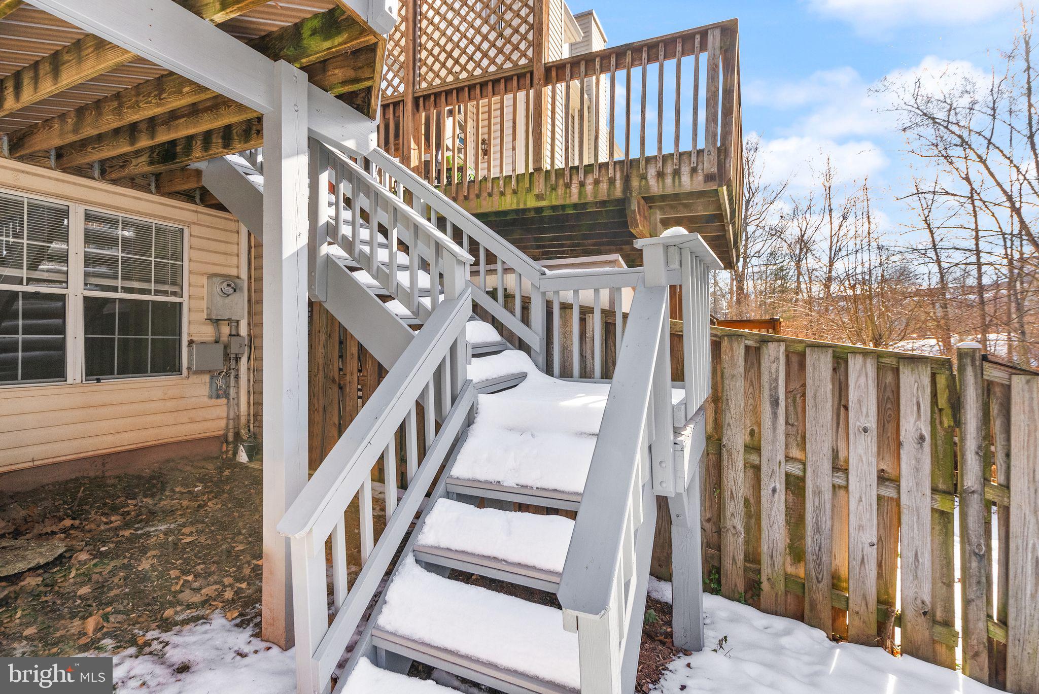 47621 Comer Square Sterling, VA 20165 - Photo 71 of 81 STAIRS TO UPPER LEVEL DECK