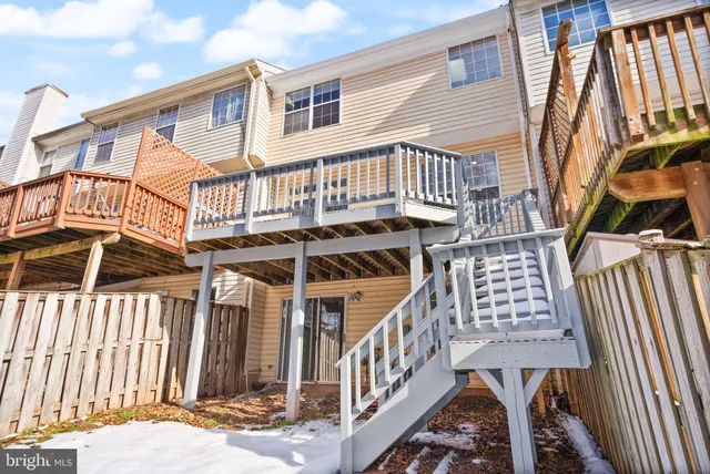 $3,100 | 47621 Comer Square, Sterling, VA 20165