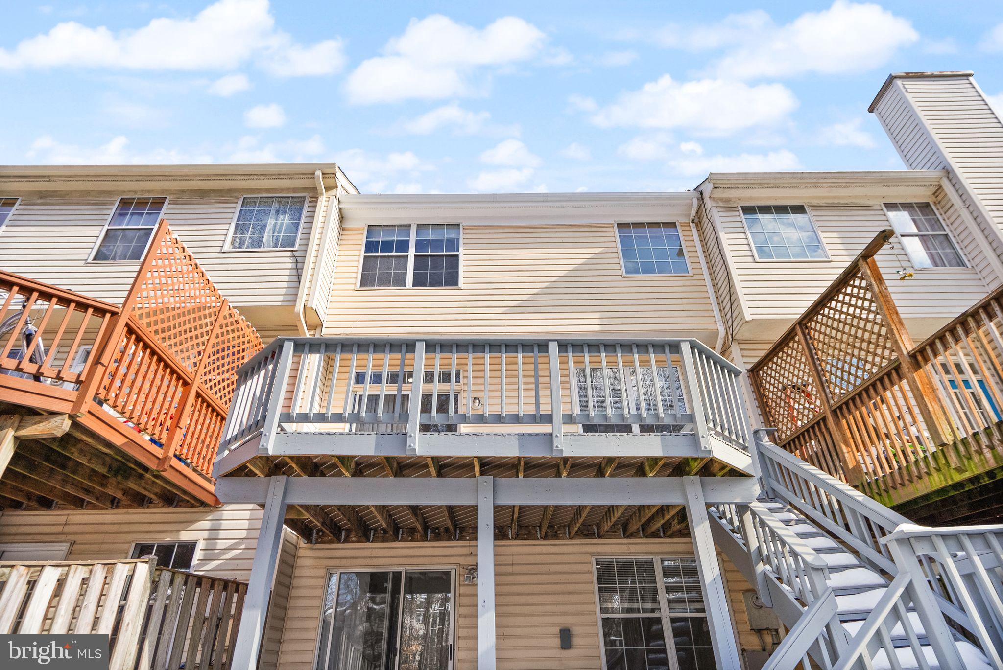 47621 Comer Square Sterling, VA 20165 - Photo 75 of 81 NEW TREX DECK VIEW 3