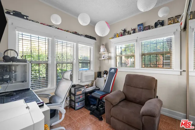 $1,700,000 | 1558 North Kenmore Avenue, Los Angeles, CA 90027