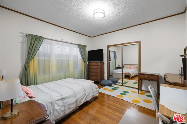 $1,700,000 | 1558 North Kenmore Avenue, Los Angeles, CA 90027