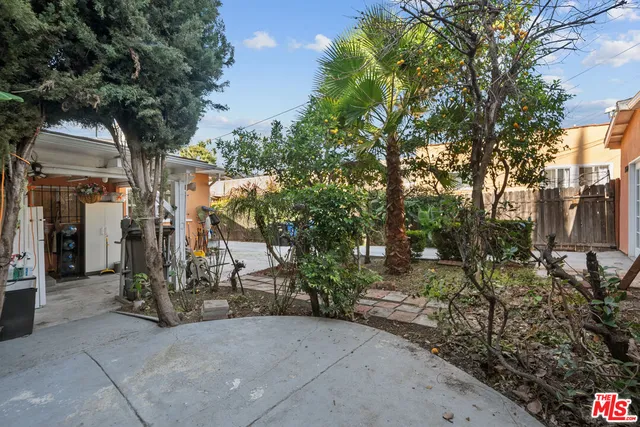 $1,700,000 | 1558 North Kenmore Avenue, Los Angeles, CA 90027