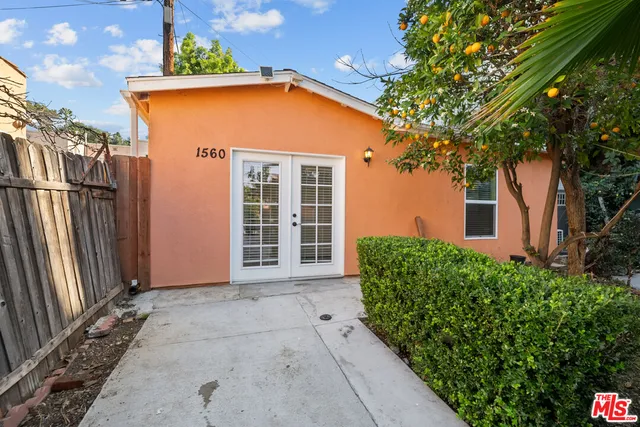 $1,700,000 | 1558 North Kenmore Avenue, Los Angeles, CA 90027