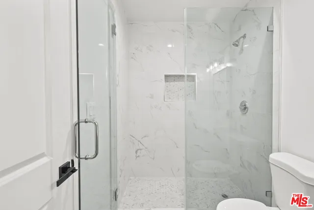 $1,700,000 | 1558 North Kenmore Avenue, Los Angeles, CA 90027