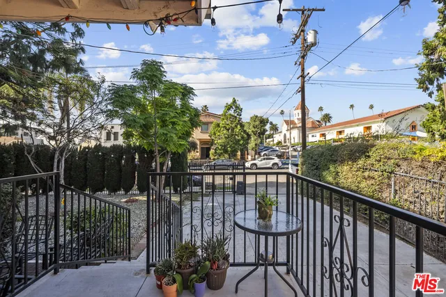 $1,700,000 | 1558 North Kenmore Avenue, Los Angeles, CA 90027