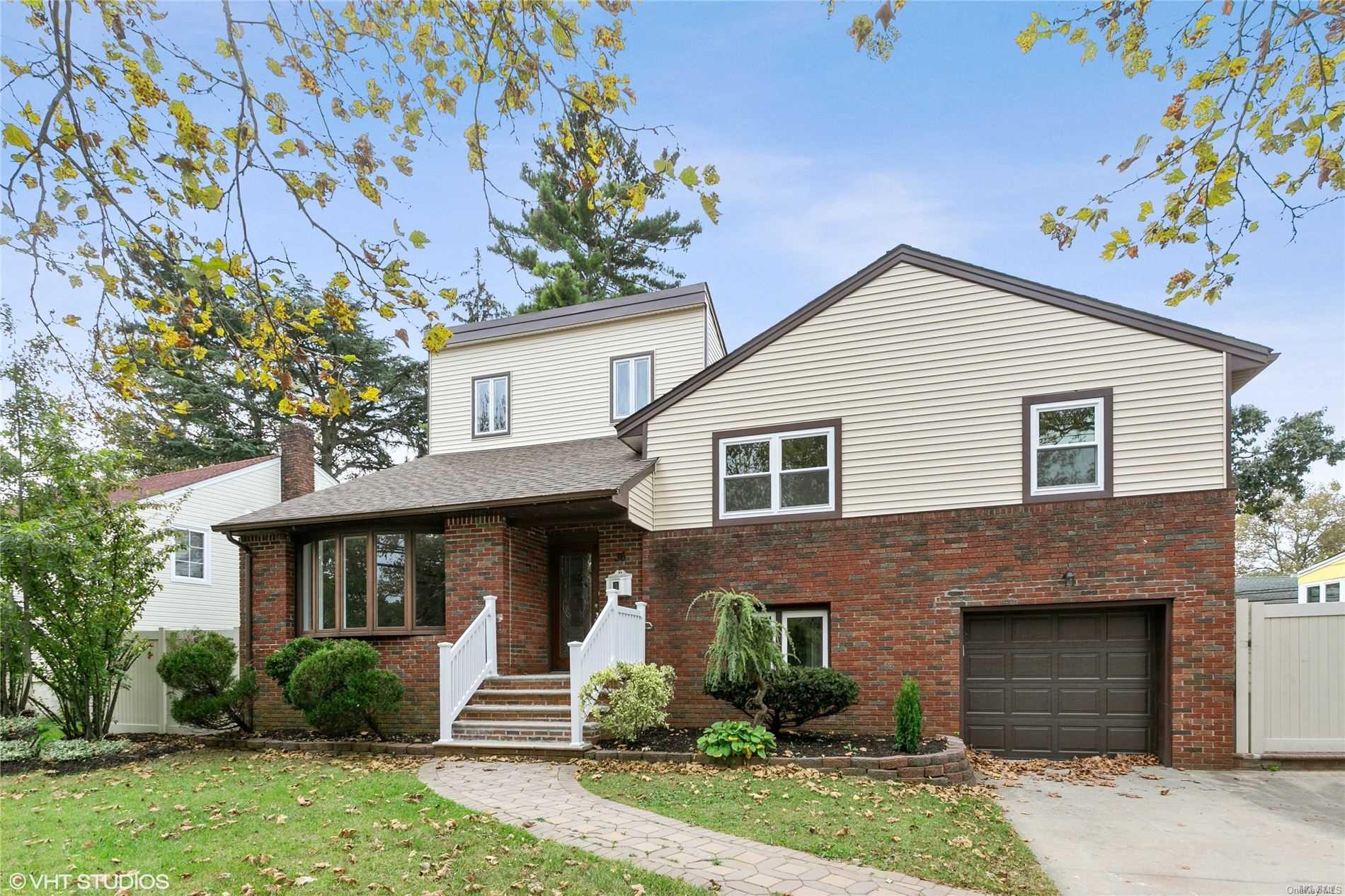 36 Rosedale Road Valley Stream, NY 11581 - Photo 1 of 1