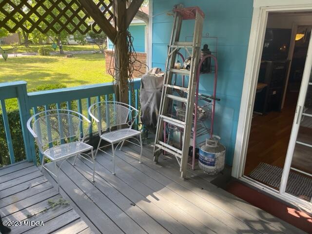 110 Fieldstone Road Warner Robins, GA 31093 - Photo 11 of 38 Porch 4