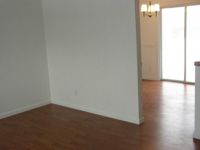 4844 Manitoba Road Columbus, OH 43229 - Photo 5 of 18 Gallery Image 5