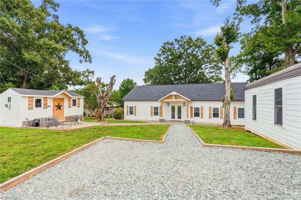 1902 Riverview Rd Extension Lexington, NC 27292 - Photo 7 of 50
