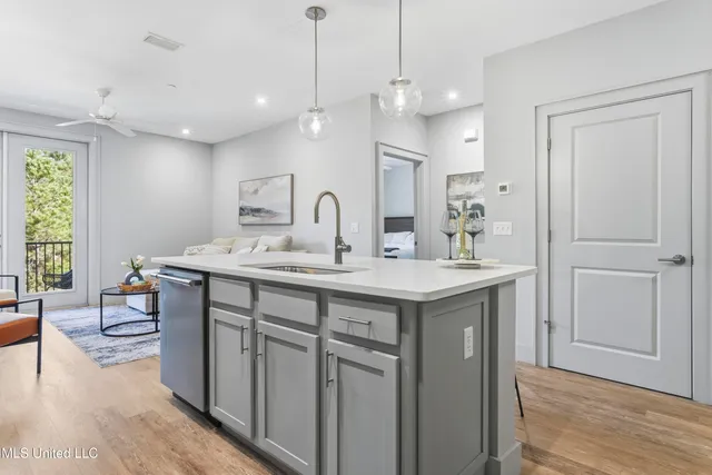 $225,000 | 2501 Bienville Boulevard, Unit 525, Ocean Springs, MS 39564