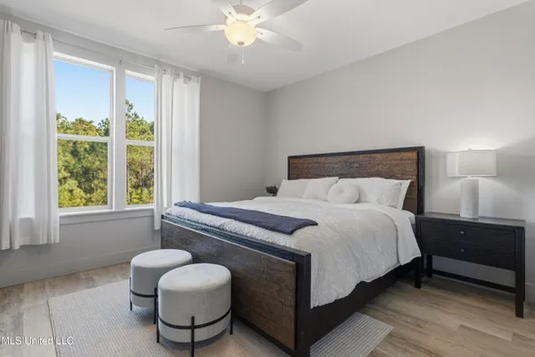 $210,000 | 2501 Bienville Boulevard, Unit 525, Ocean Springs, MS 39564