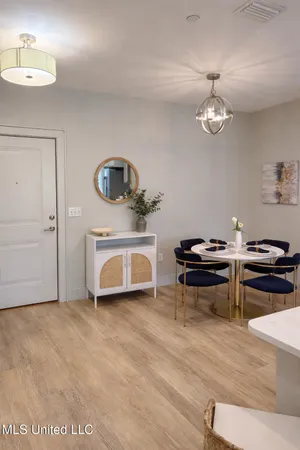 $210,000 | 2501 Bienville Boulevard, Unit 525, Ocean Springs, MS 39564