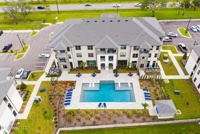 $225,000 | 2501 Bienville Boulevard, Unit 525, Ocean Springs, MS 39564