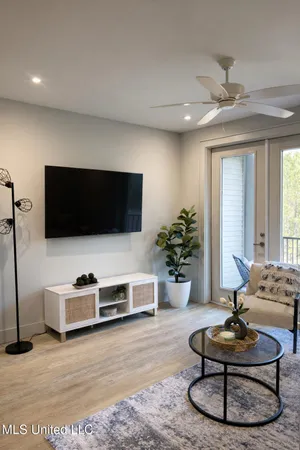 $210,000 | 2501 Bienville Boulevard, Unit 525, Ocean Springs, MS 39564