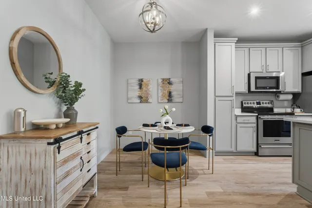 $225,000 | 2501 Bienville Boulevard, Unit 525, Ocean Springs, MS 39564