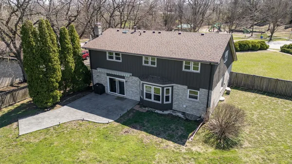 $425,000 | 1404 Carriage Lane, Bolingbrook, IL 60490