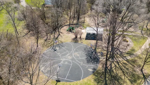 $425,000 | 1404 Carriage Lane, Bolingbrook, IL 60490