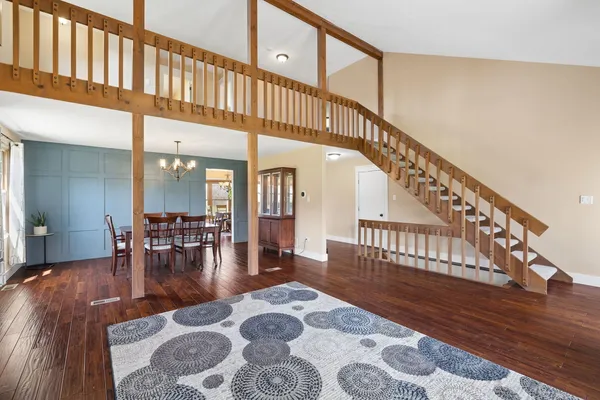 $425,000 | 1404 Carriage Lane, Bolingbrook, IL 60490