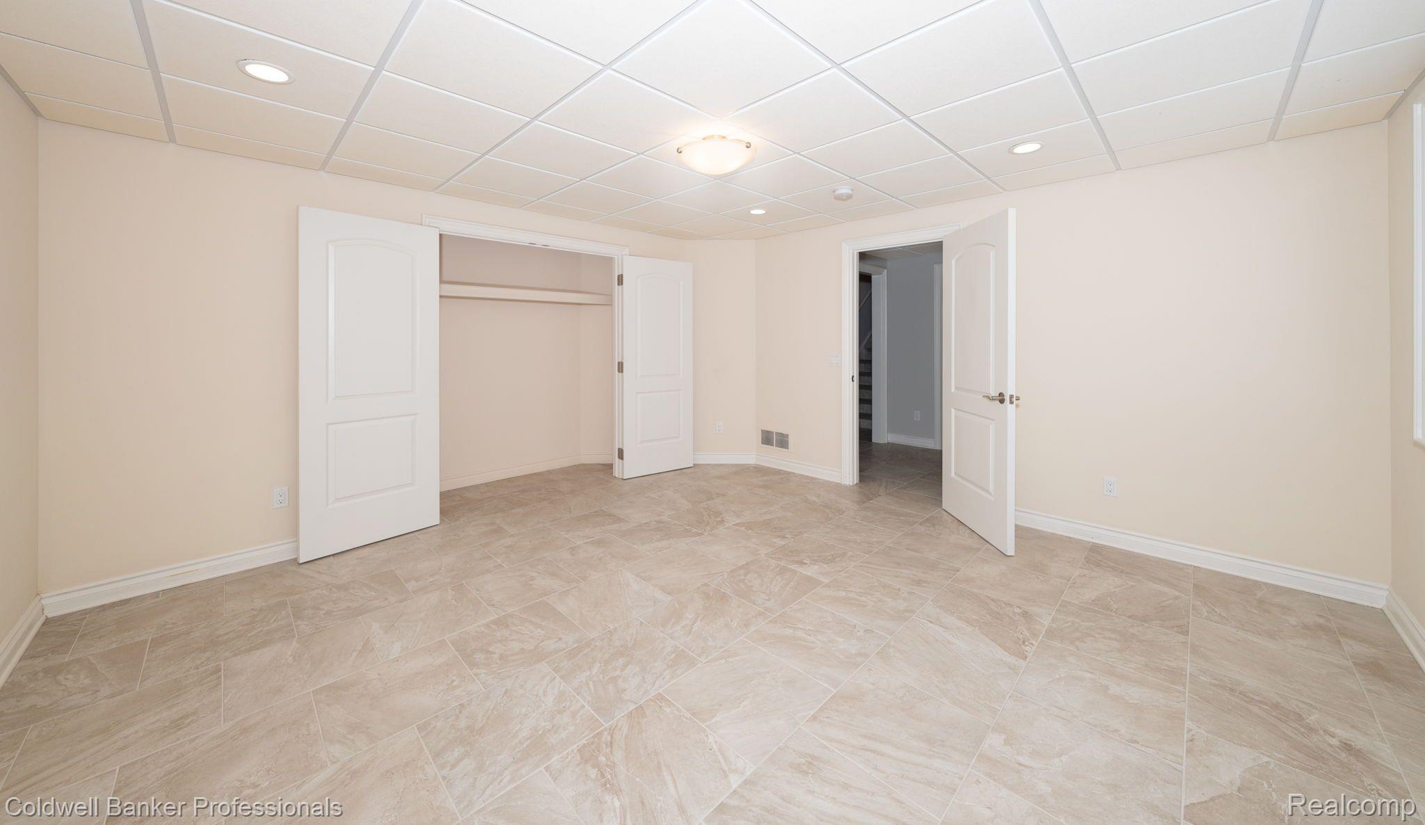 3608 Walnut Brook Drive Rochester, MI 48309 - Photo 39 of 48 Gallery Image 39