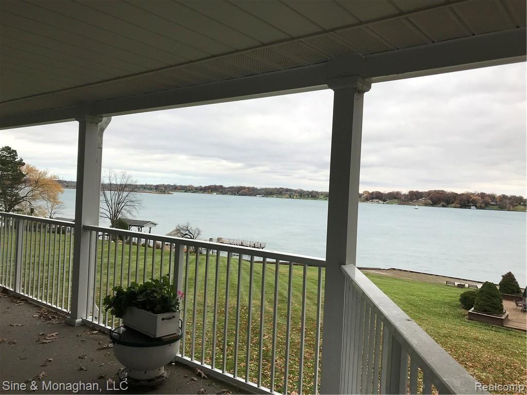 1501 River Road, Unit 5 St. Clair, MI 48079 - Photo 34 of 36 35 Fall View 2 1501 River #102.jpg