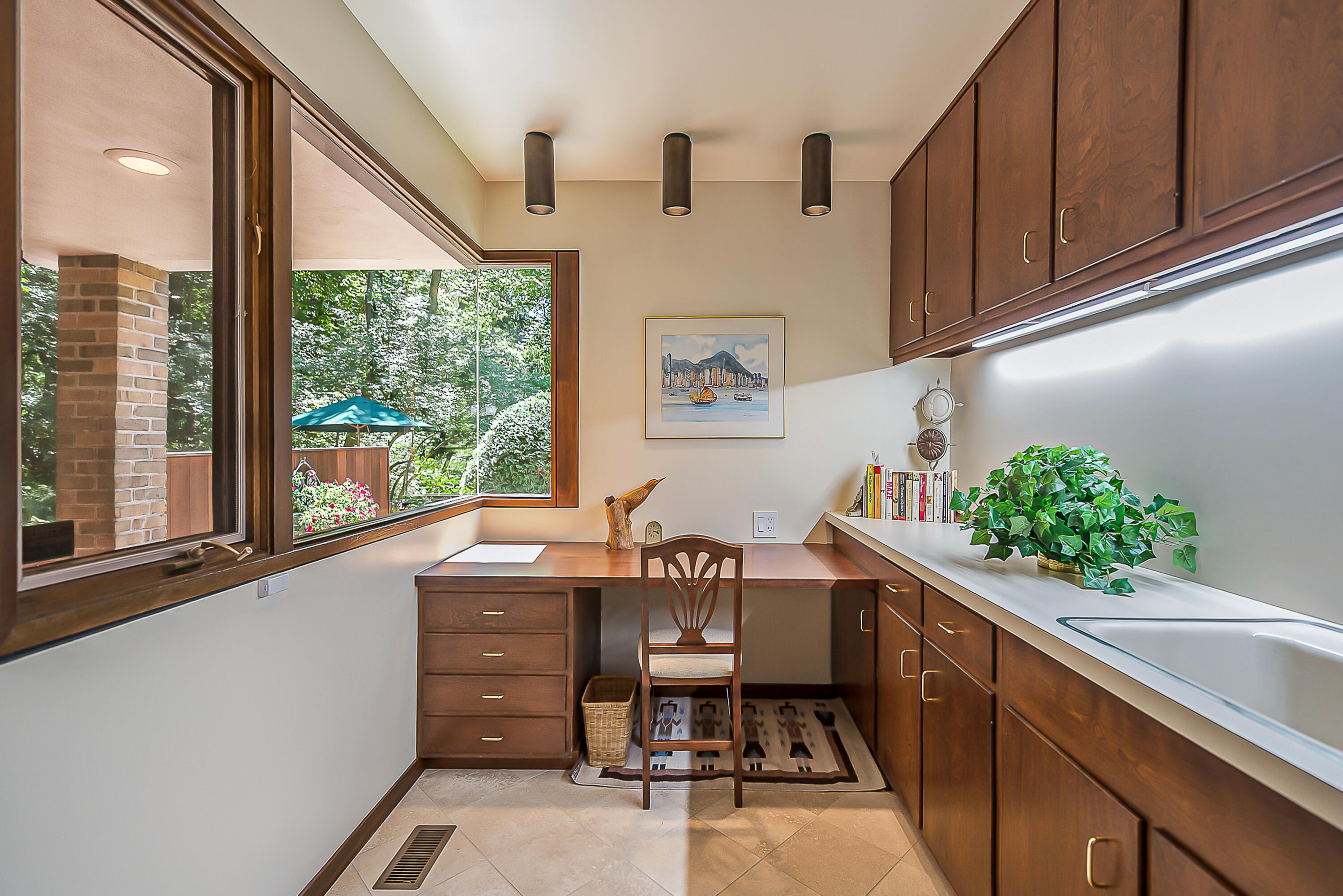 2980 Devonshire Road Ann Arbor, MI 48104 - Photo 24 of 92 DSC_4311