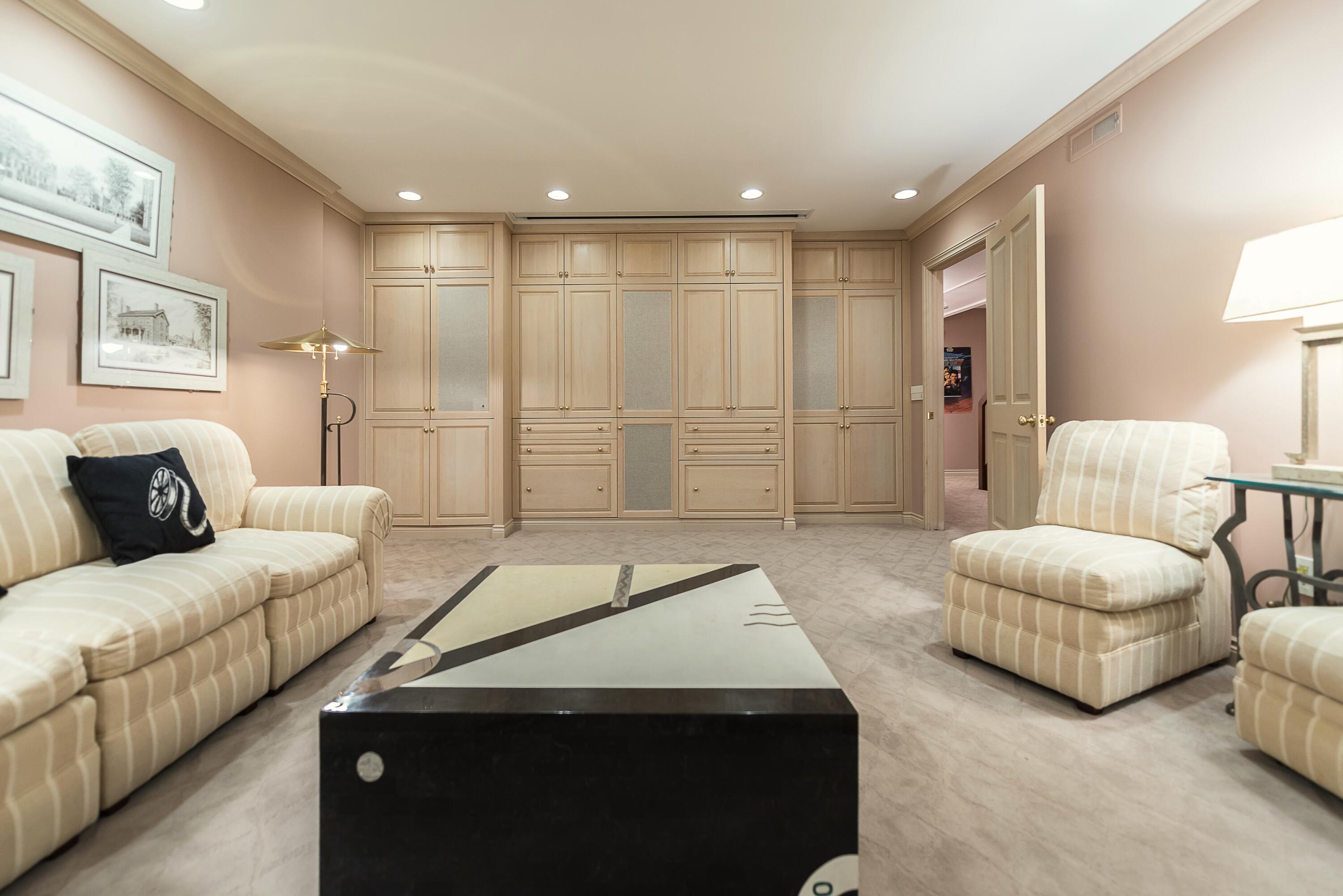 2980 Devonshire Road Ann Arbor, MI 48104 - Photo 57 of 92 DSC_4663