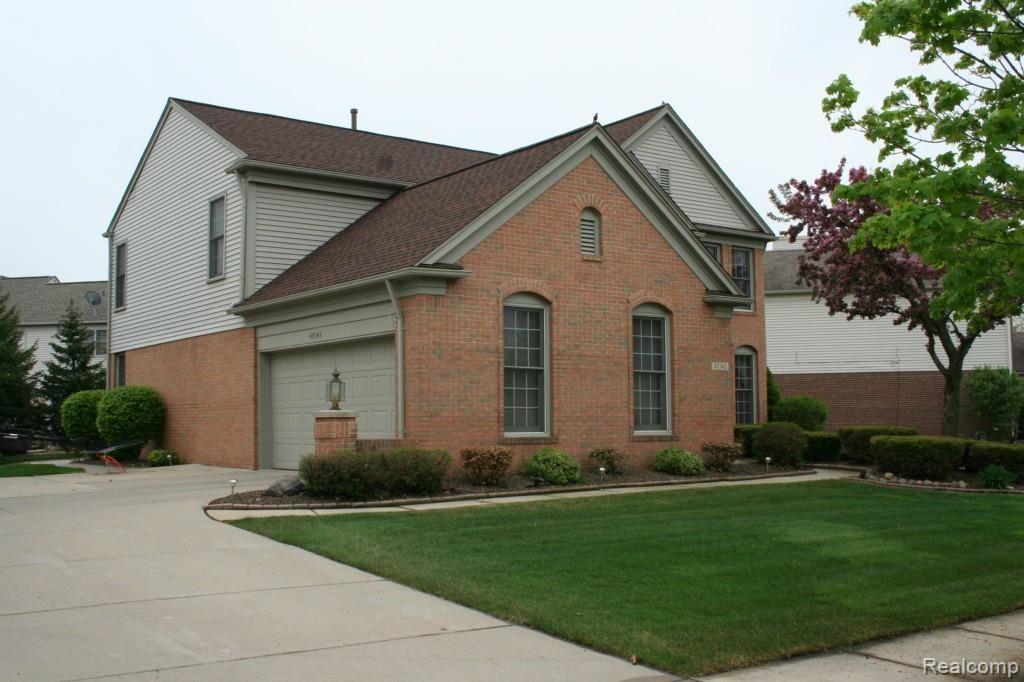 47145 Eastbourne Road Canton, MI 48188 - Photo 2 of 49 2014-05-12 15.15