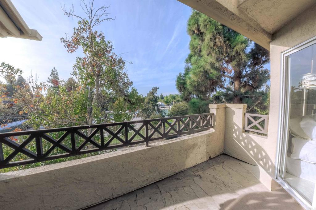 767 Brookstone Road, Unit 301 Chula Vista, CA 91913 - Photo 10 of 28 a view of a bench in the balcony