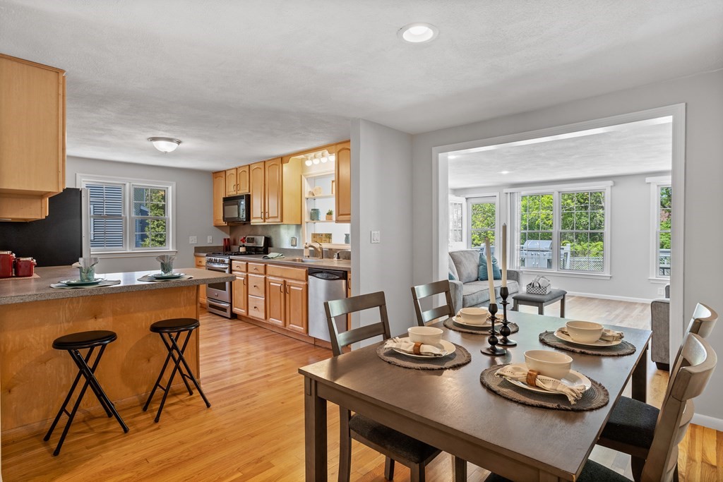 5 Eugene Road Burlington, MA 01803 - Photo 11 of 27 Gallery Image 11