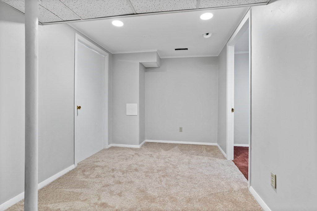 5 Eugene Road Burlington, MA 01803 - Photo 21 of 27 Gallery Image 21