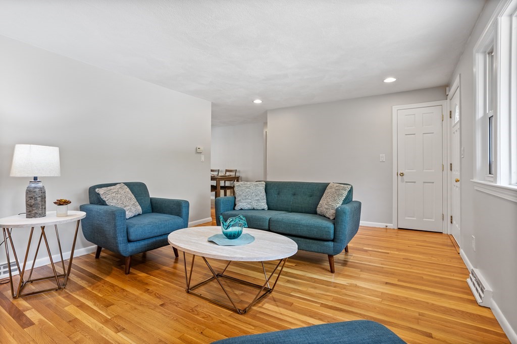 5 Eugene Road Burlington, MA 01803 - Photo 7 of 27 Gallery Image 7