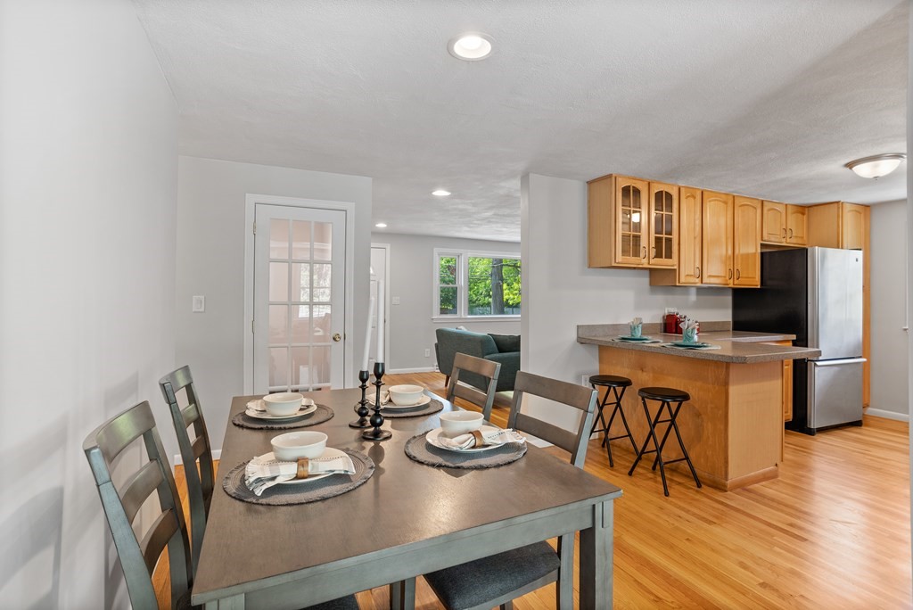 5 Eugene Road Burlington, MA 01803 - Photo 9 of 27 Gallery Image 9