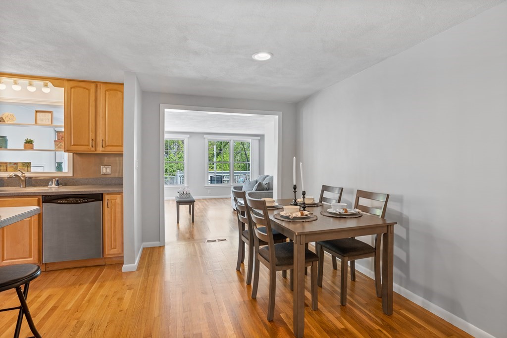 5 Eugene Road Burlington, MA 01803 - Photo 10 of 27 Gallery Image 10