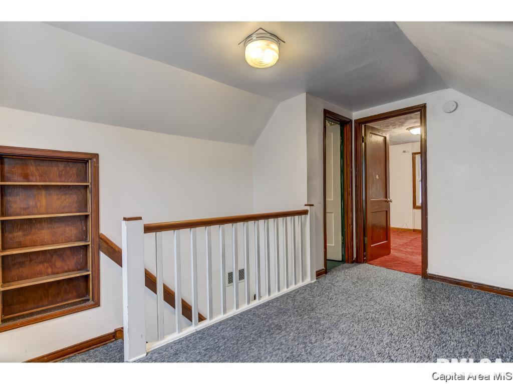 2229 East Keys Avenue Springfield, IL 62702 - Photo 12 of 31