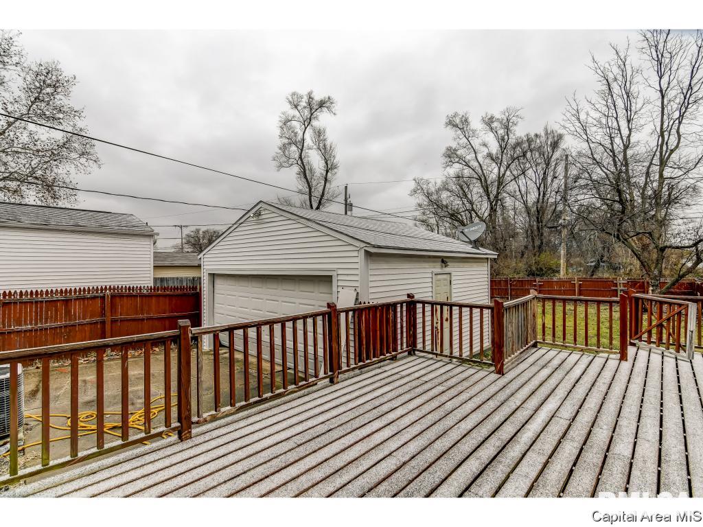 2229 East Keys Avenue Springfield, IL 62702 - Photo 26 of 31